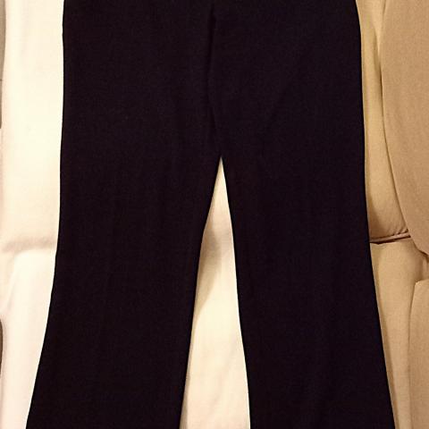 troc de  Pantalon noir., sur mytroc