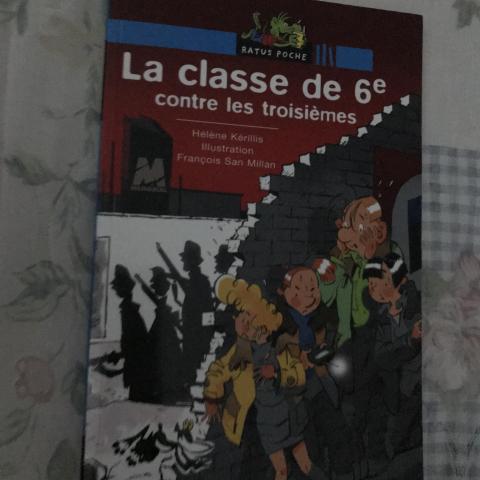 troc de  La Classe De 6e Contre Les Troisièmes de Hélène Kérillis, sur mytroc