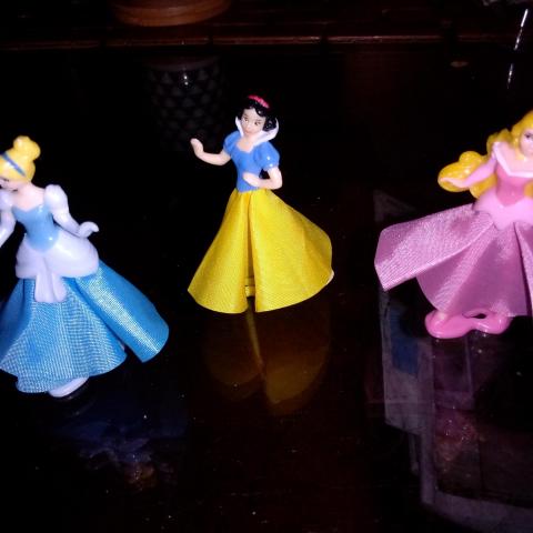 troc de  Figurine Kinder Disney Princesse, sur mytroc