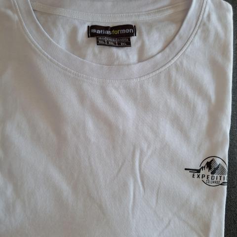 troc de  Tee shirt neuf, sur mytroc