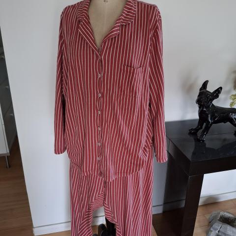 troc de  Pyjama in extenso, sur mytroc