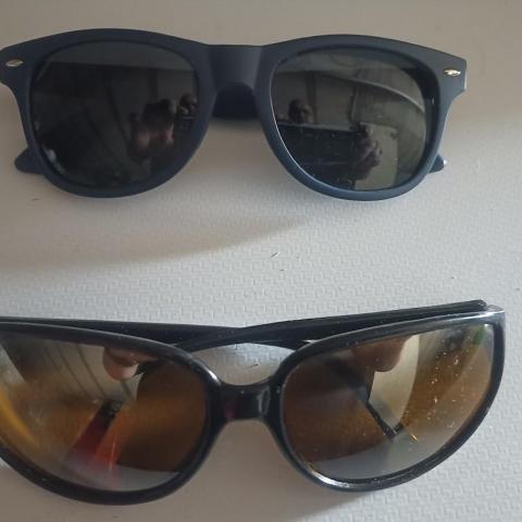 troc de  Lot 2 paire de lunettes de soleil, sur mytroc