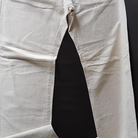 troc de  Pantalon in extensio taille 40, sur mytroc