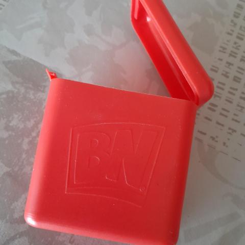 troc de  1 boîte à bn, sur mytroc