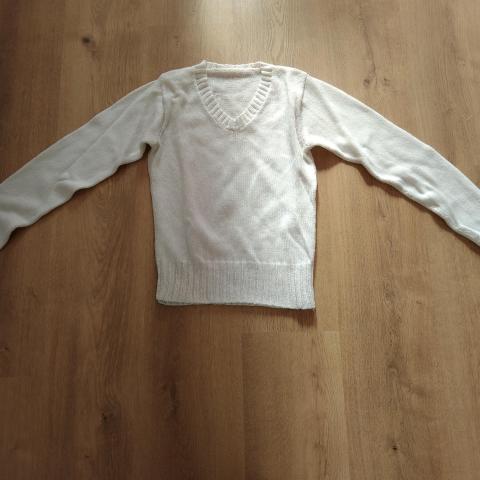 troc de  Pull en laine tricoté - Petite taille, sur mytroc