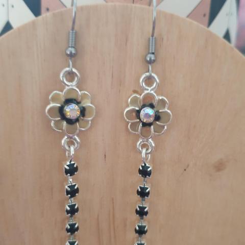 troc de  Paire de boucles d’oreilles, sur mytroc