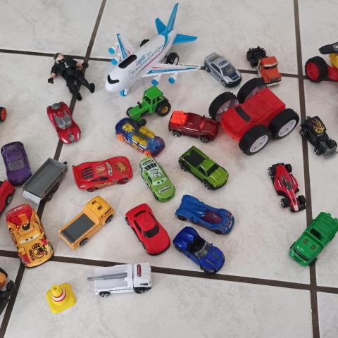 troc de  Petite voitures, sur mytroc