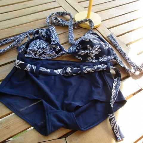 troc de  maillot 2 piéces T1, sur mytroc