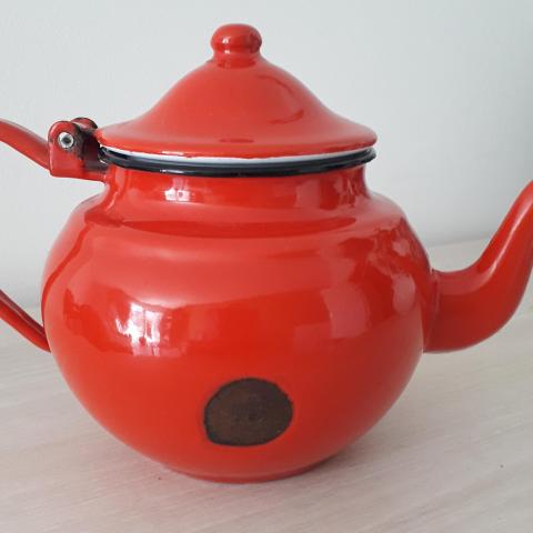 troc de  Cafetière émaillé, sur mytroc