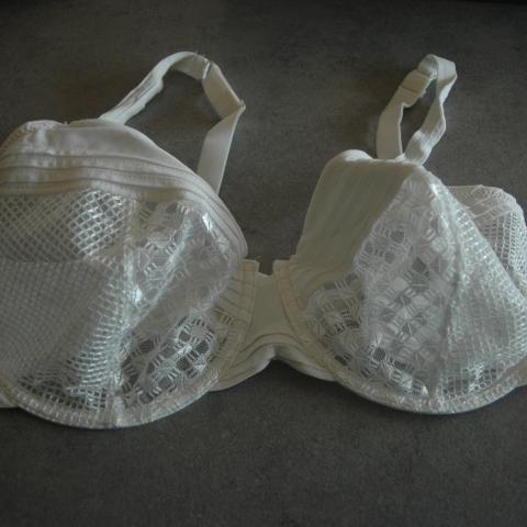 troc de  Soutien gorge LOU, sur mytroc