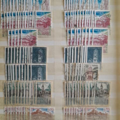 troc de  Echange timbres de France contre flyers, sur mytroc