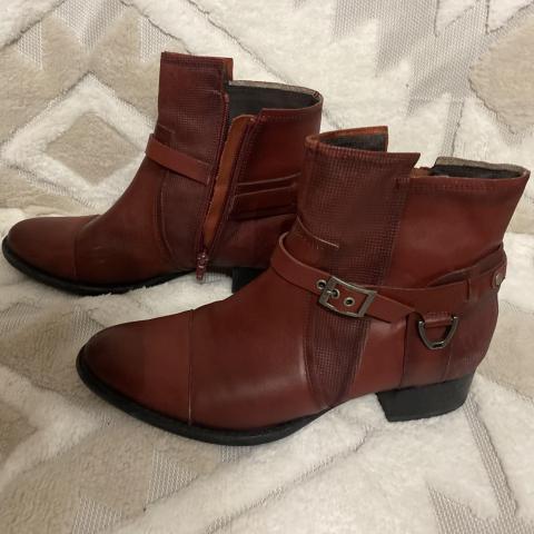 troc de  Bottines femme bordeaux, sur mytroc