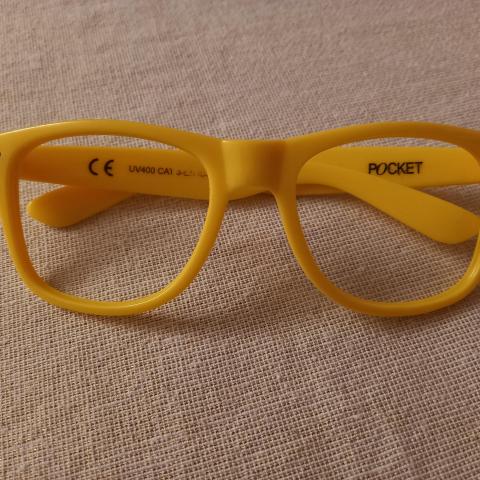 troc de  Monture de lunettes jaune., sur mytroc
