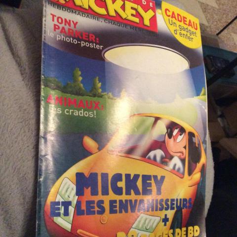 troc de  Reserve mi ange Le journal de Mickey hebdomadaire mars 2006, sur mytroc