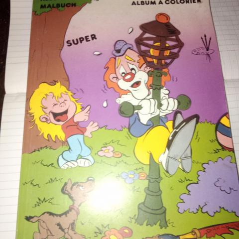 troc de  Cahier de coloriage très peu utilisé ( ne passe pas en lettre), sur mytroc