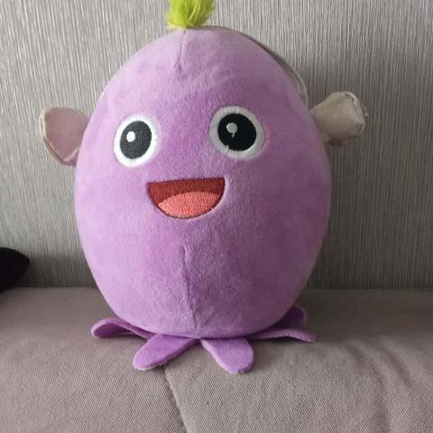 troc de  Grosse peluche mauve  6 noisettes, sur mytroc
