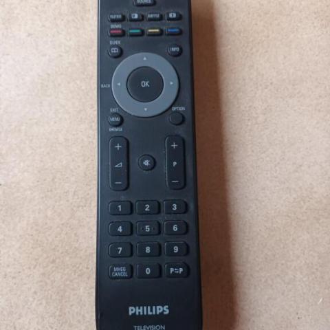 troc de  Telecommande pour TV Philips, sur mytroc
