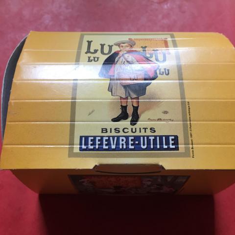 troc de  Petite boîte de biscuits Lu vintage, sur mytroc