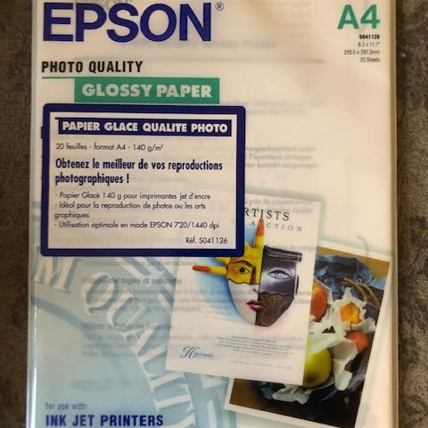 troc de  20 feuilles Papier photo A4 140g/m2 Epson, sur mytroc