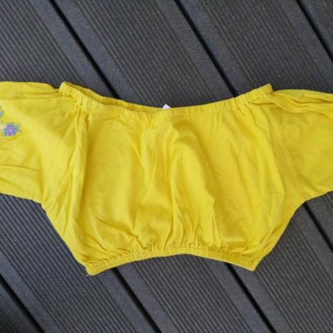 troc de  Croc top jaune taille 40/42, sur mytroc