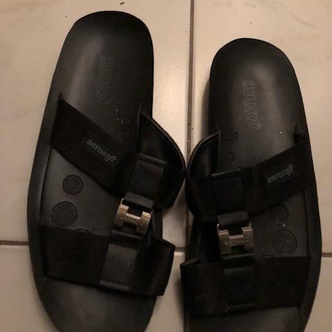 troc de  Savates homme taille 44, sur mytroc