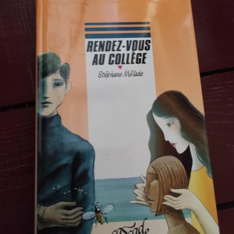 troc de  livre rendez-vous au college, sur mytroc