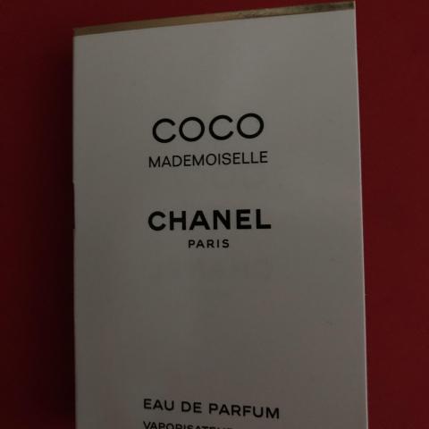 troc de  échantillon de parfum " COCO " CHANEL, sur mytroc