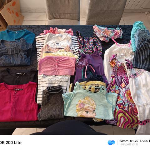 troc de  Lot vêtements taille 6 ans, sur mytroc