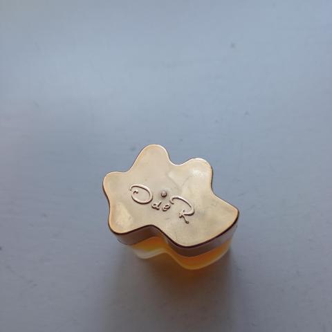 troc de  RESERVE MINIATURE OSCAR DE LA RENTA, sur mytroc