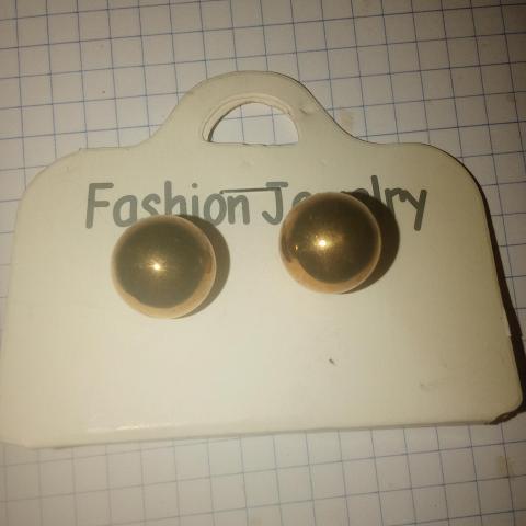troc de  Boucles d'oreilles, sur mytroc