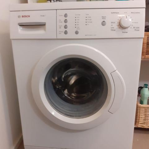 troc de  machine à laver 2009 à échanger contre noisettes ou lave vaisselle, sur mytroc