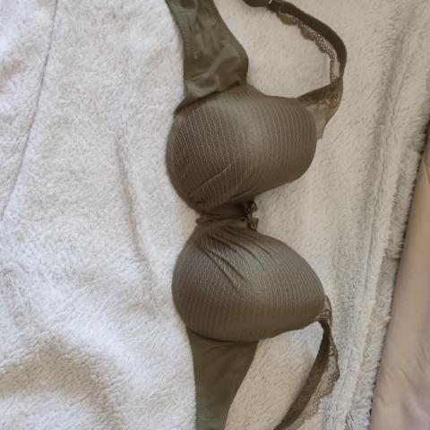 troc de  soutien gorge  taille marque darjeeling  95 bonnet d  kaki comme, sur mytroc