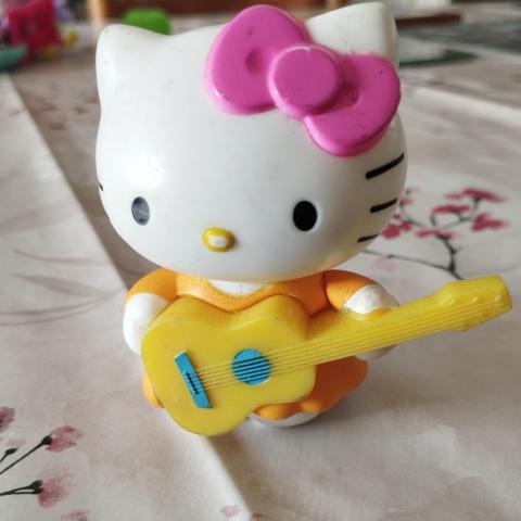 troc de  Figurine Hello Kitty Mc do, sur mytroc