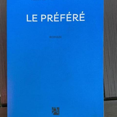 troc de  Recherche le livre Le préféré de VALÉRIE NIVET-DOUMER, sur mytroc