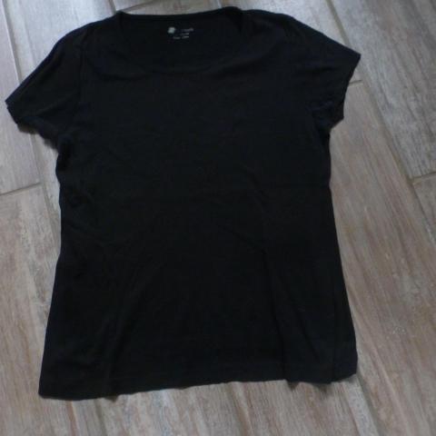 troc de  t shirt femme taille 42-44 envoi compris, sur mytroc