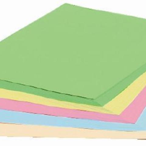 troc de  une cinquantaine de feuilles de papier couleur format A4, sur mytroc