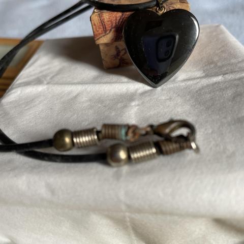 troc de  Collier coeur / Réservé, sur mytroc