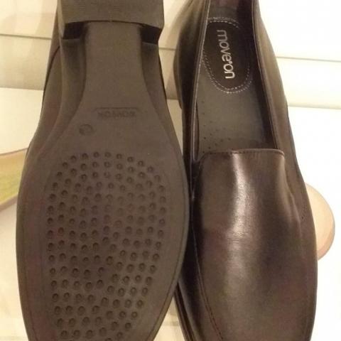 troc de  Chaussures taille 40 neuves (pieds sensibles), sur mytroc