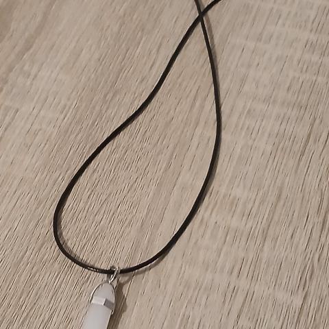 troc de  Reserver Valvi. Collier Femme, sur mytroc