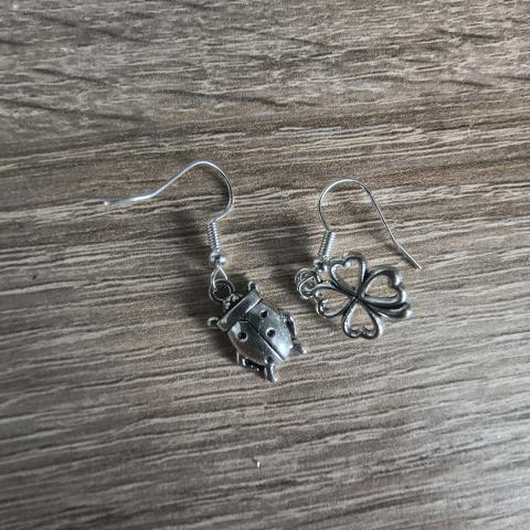 troc de  Boucles d'oreilles, sur mytroc