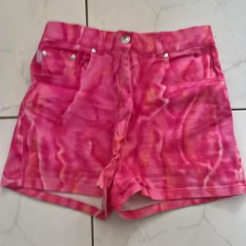 troc de  short taille 38, sur mytroc