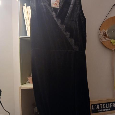 troc de  Robe neuve, sur mytroc