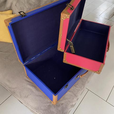troc de  2 valises décoratives neuves, sur mytroc