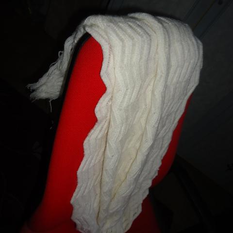 troc de  écharpe laine blanche, sur mytroc