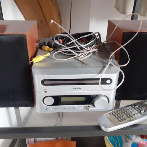 troc de  Chaine hifi/lecteur DVD avec port USB, sur mytroc