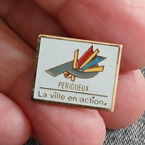 troc de  Reserver Sophie Un Pins, sur mytroc