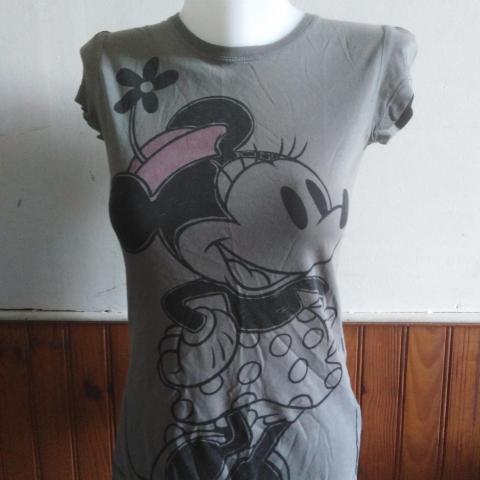 troc de  T shirt minnie T S, sur mytroc