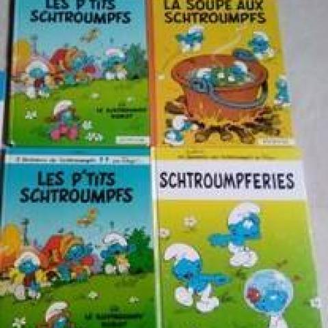 troc de  RESERVE lot livres enfant, schtroumpf très bon état, sur mytroc