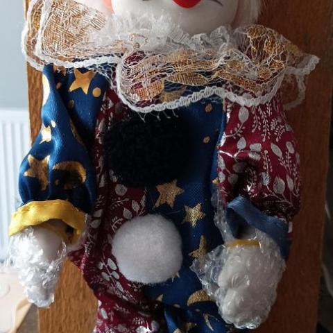 troc de  clown automate en porcelaine, sur mytroc