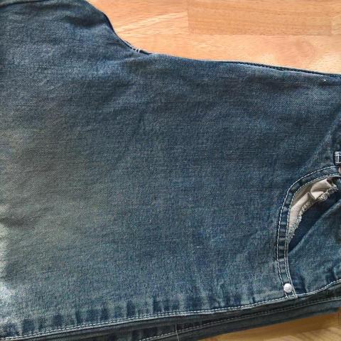 troc de  jean taille 14 ans, sur mytroc